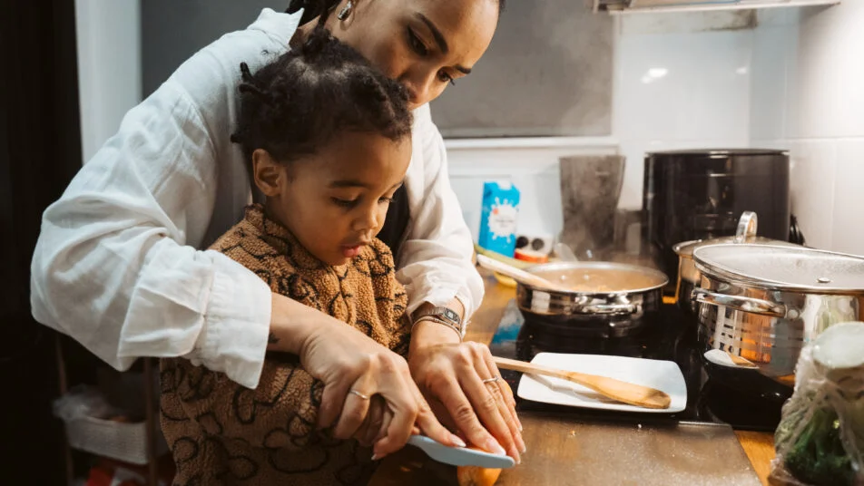 Ivana Alves with her son in Rotterdam.